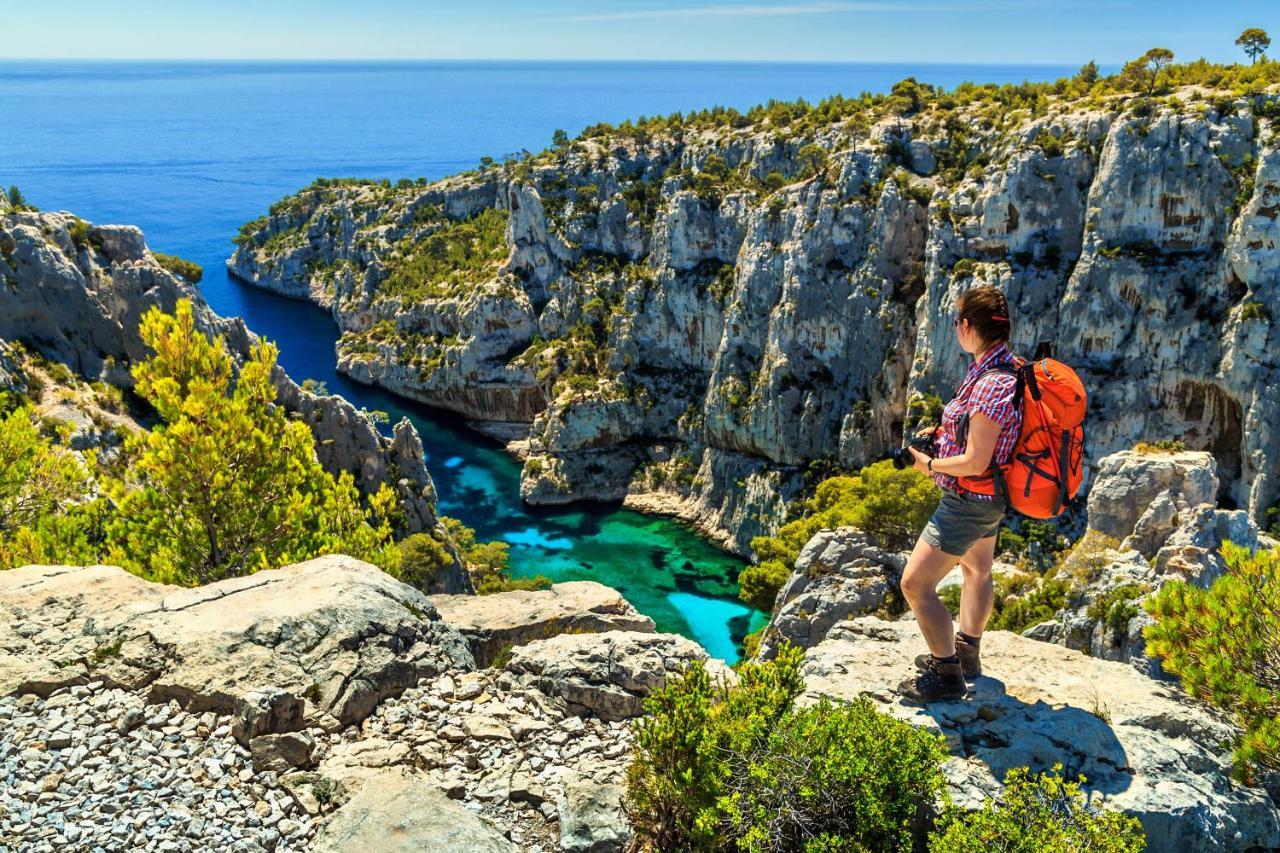 Camping Du Garlaban Aubagne Exteriör bild