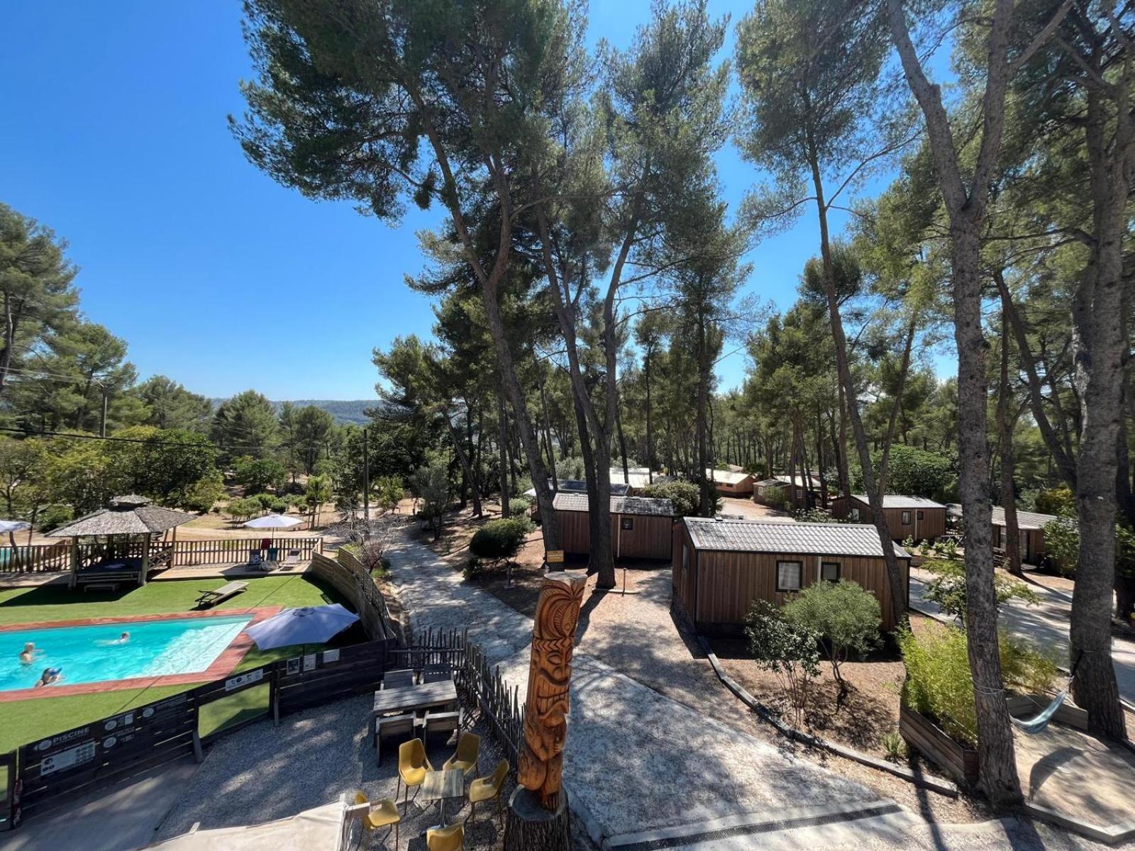 Camping Du Garlaban Aubagne Exteriör bild