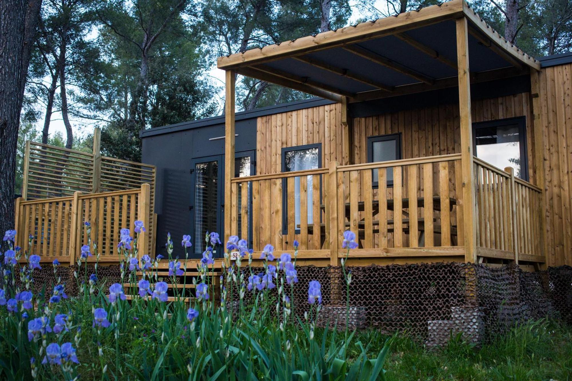 Camping Du Garlaban Aubagne Exteriör bild