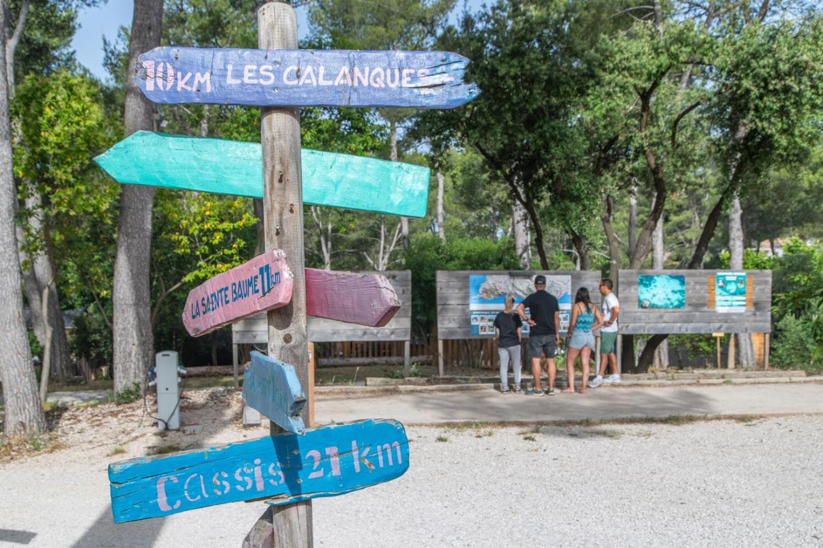 Camping Du Garlaban Aubagne Exteriör bild